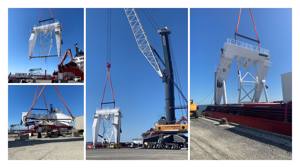 21-04-2020 I går monterede vi den 105 tons tung A-ramme, som vi afmonterede midt i marts måned, med hjælp af Esbjerg Havns LHM 800 mobil Liebherr-kran, som er en af verdens største mobile havnekraner.